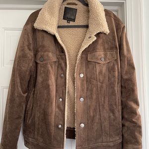 NWOT Men’s Medium BlankNYC FAUX SUEDE SHERPA TRUCKER JACKET in Cajun Spice